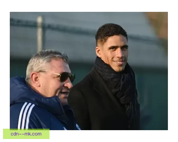 瓦拉内自由身加盟科莫首秀重伤前景蒙阴影生涯再遭沉重打击各界忧心